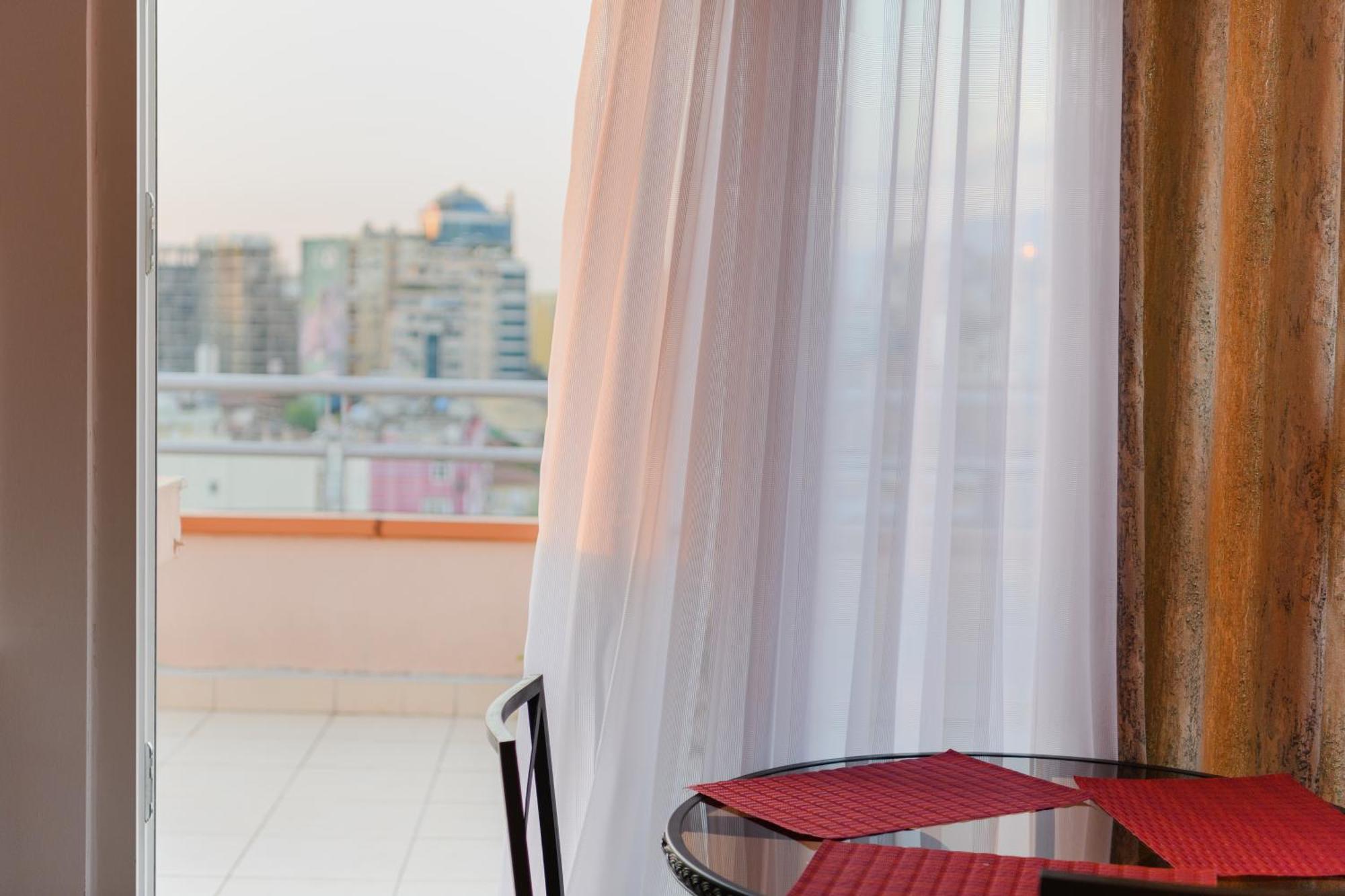 Terrace Tirana Cityscape 2 Ngoại thất bức ảnh
