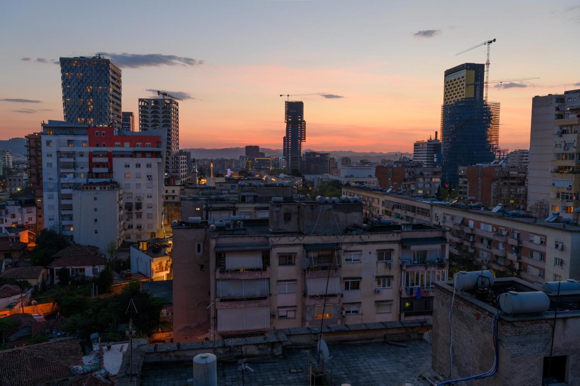 Terrace Tirana Cityscape 2 Ngoại thất bức ảnh